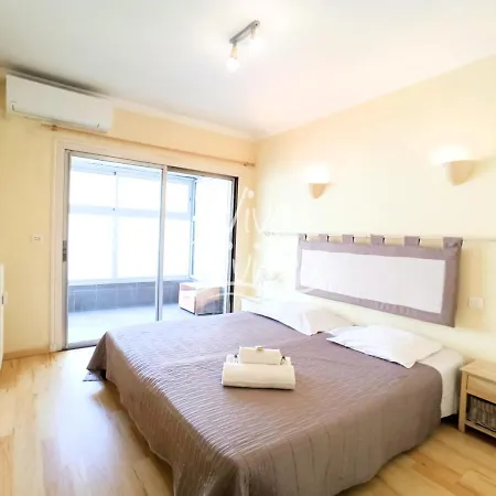 Viva Riviera Rue Victor Cousin Apartment *