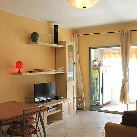 Viva Riviera Rue Victor Cousin