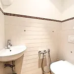 Viva Riviera Cosy And Large 2 Bedrooms With Balcony